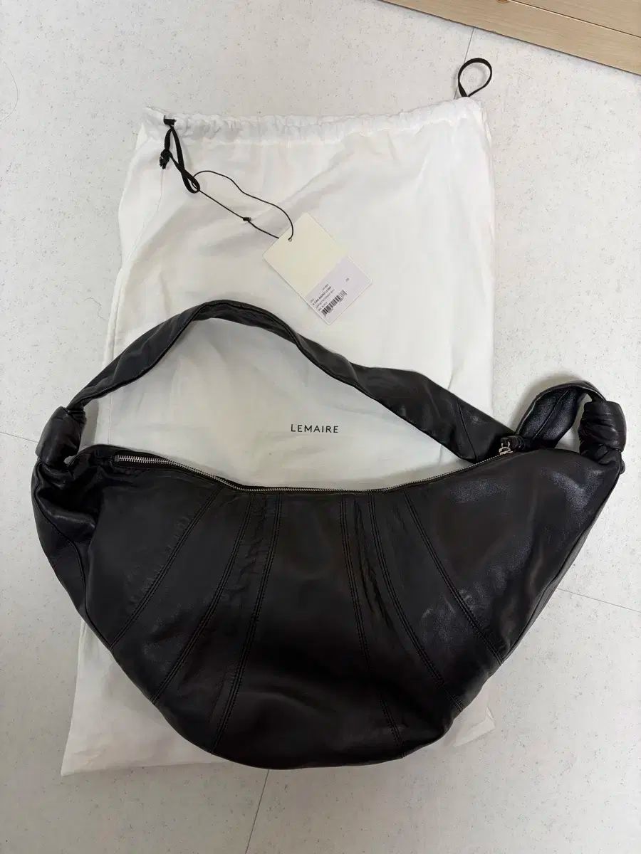 ルメール クルー バッグ large ブラック COLOR