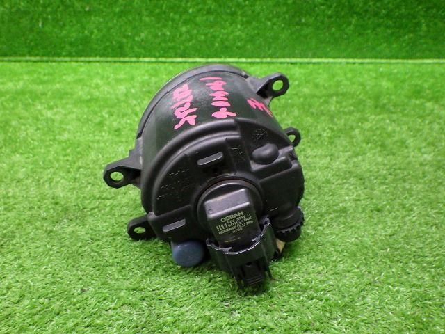 アリオン 左フォグランプ ZRT NZT260/265 A044633 2007年