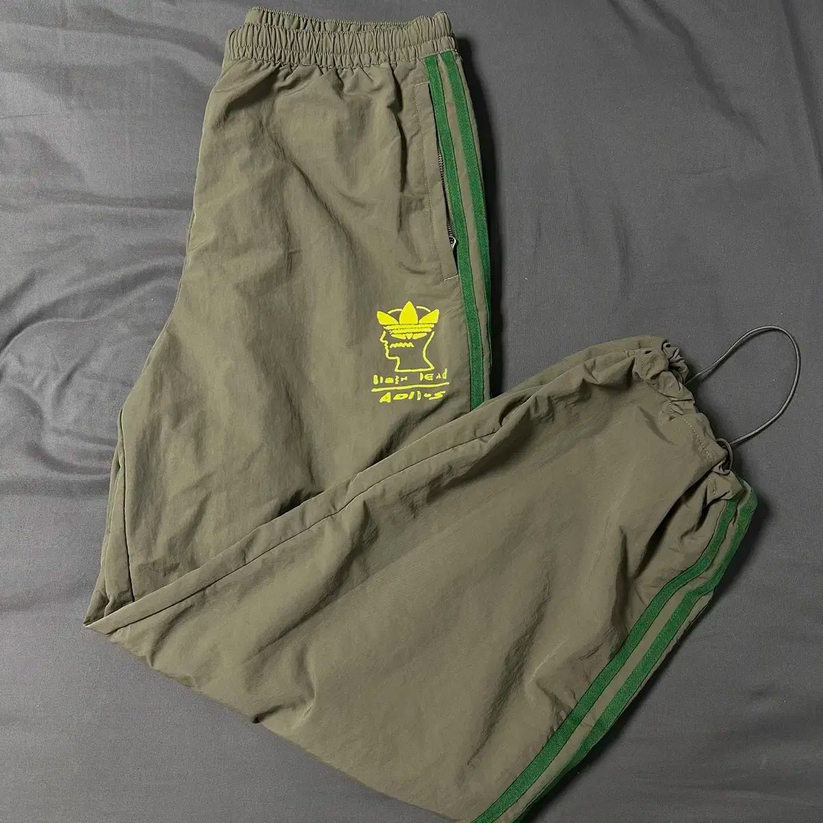 adidas アディダス ブレインデッド トラックパンツ L サイズ