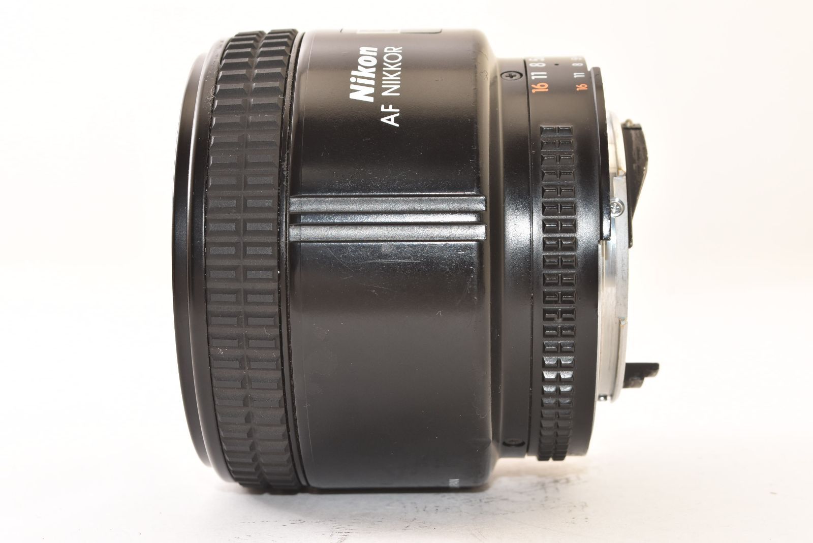 着回しコーデ Nikon ニコン AF NIKKOR 85mm F1.8D 2510018 お試しください！