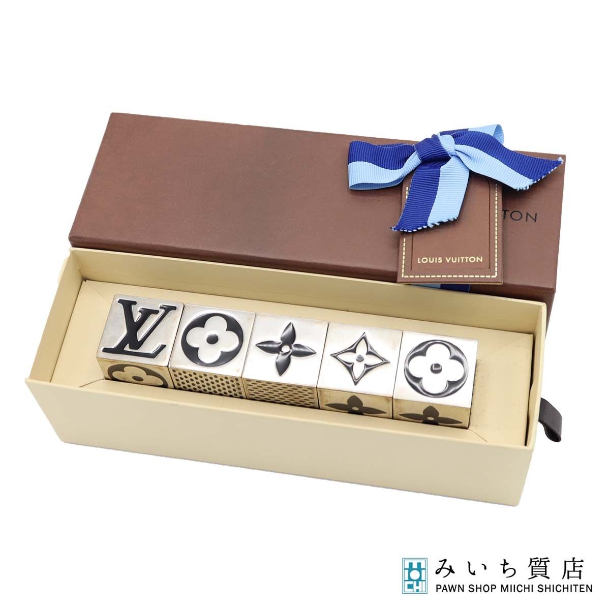 LOUIS VUITTON ルイヴィトン LV M99454 2011年クリスマス 顧客