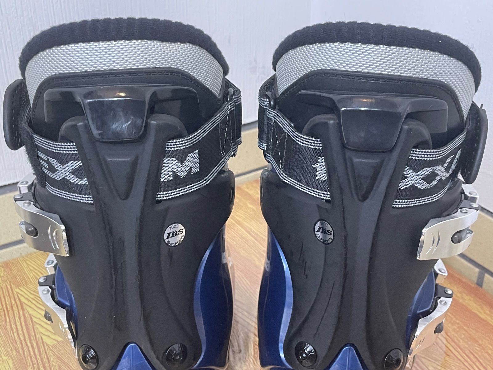 スキーブーツ 23