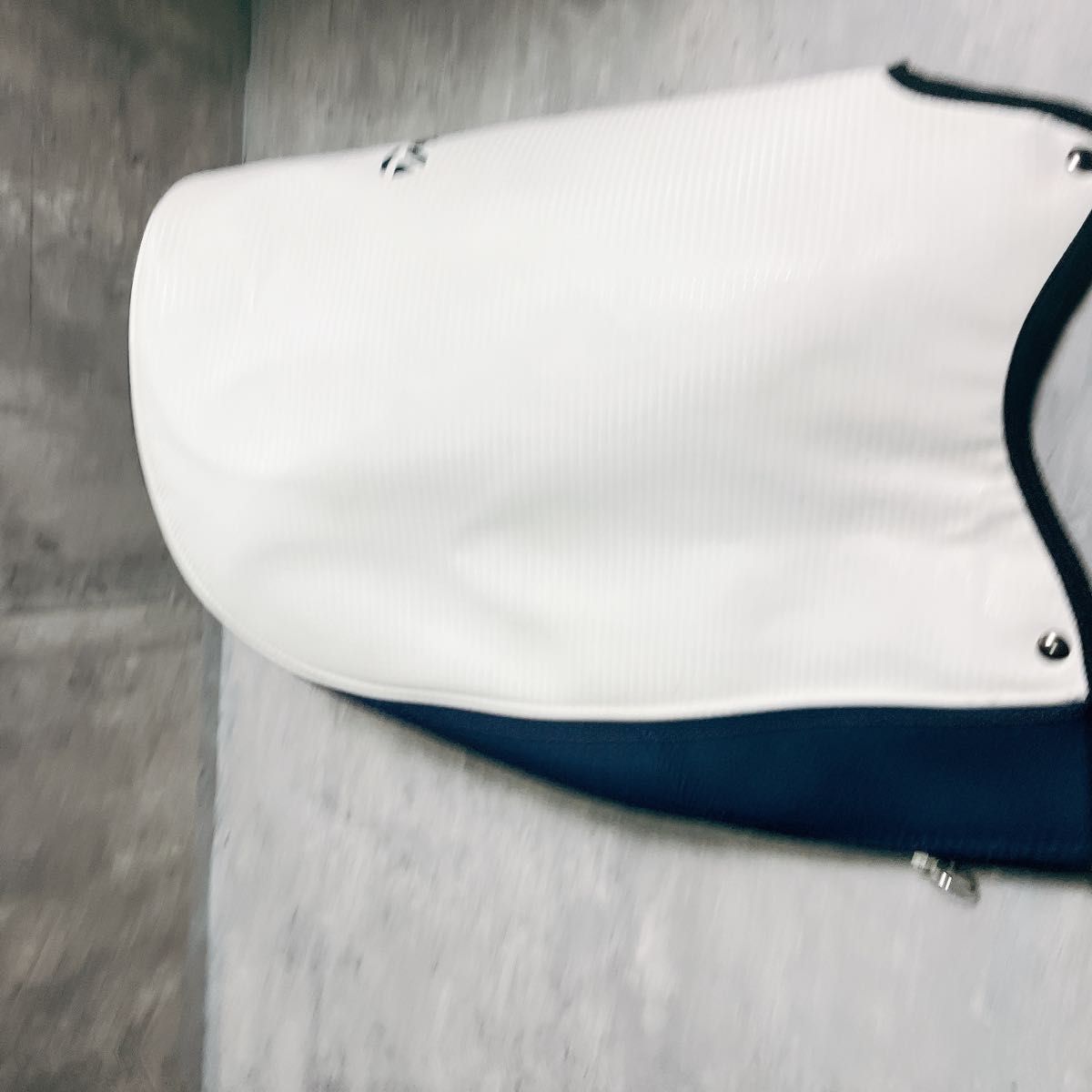 合皮 カーボン調