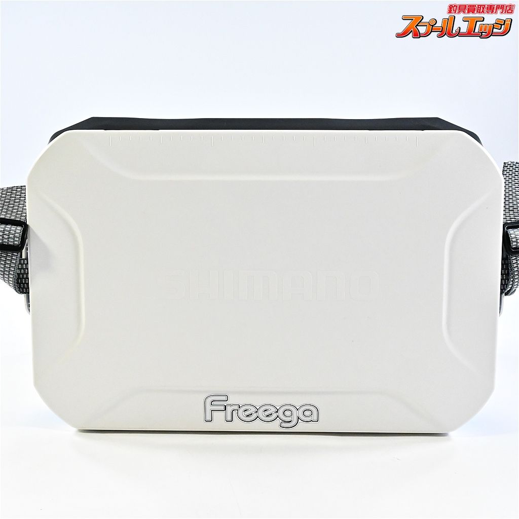 ★ 真空パネル搭載 シマノ フリーガ ベイシス 260 (装備多数でお得）クーラーボックス かなり冷えます 見た目以上にたっぷり収納の実力派★