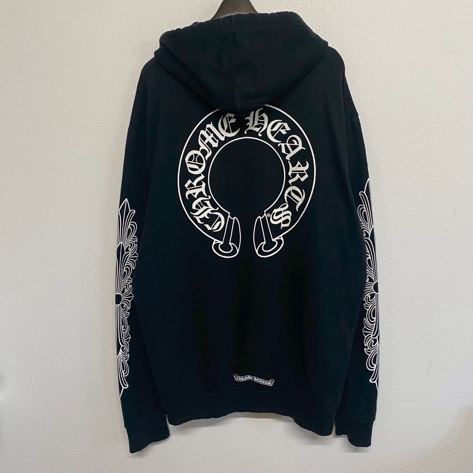 CHROME HEARTS CHプラス　ホースシュー　パーカー　Lサイズ　黒 CHROME HEARTS HOODIE HORSESHOE/CH PLUS クロムハーツ パーカー