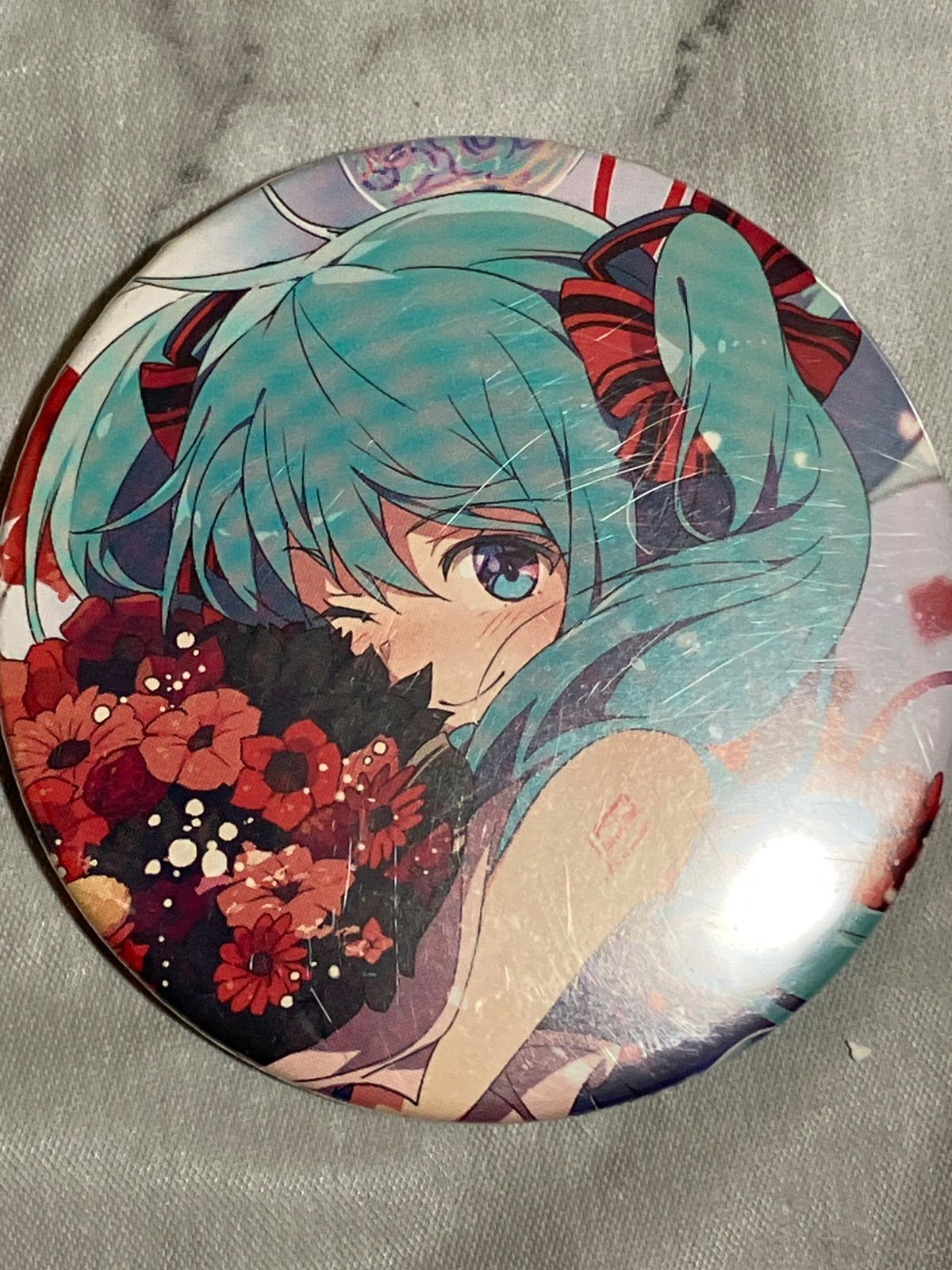 初音ミク 11周年 缶バッジ 荻pote 初音ミク 11周年 缶バッジ 荻pote その他（グッズ）】アニメイト