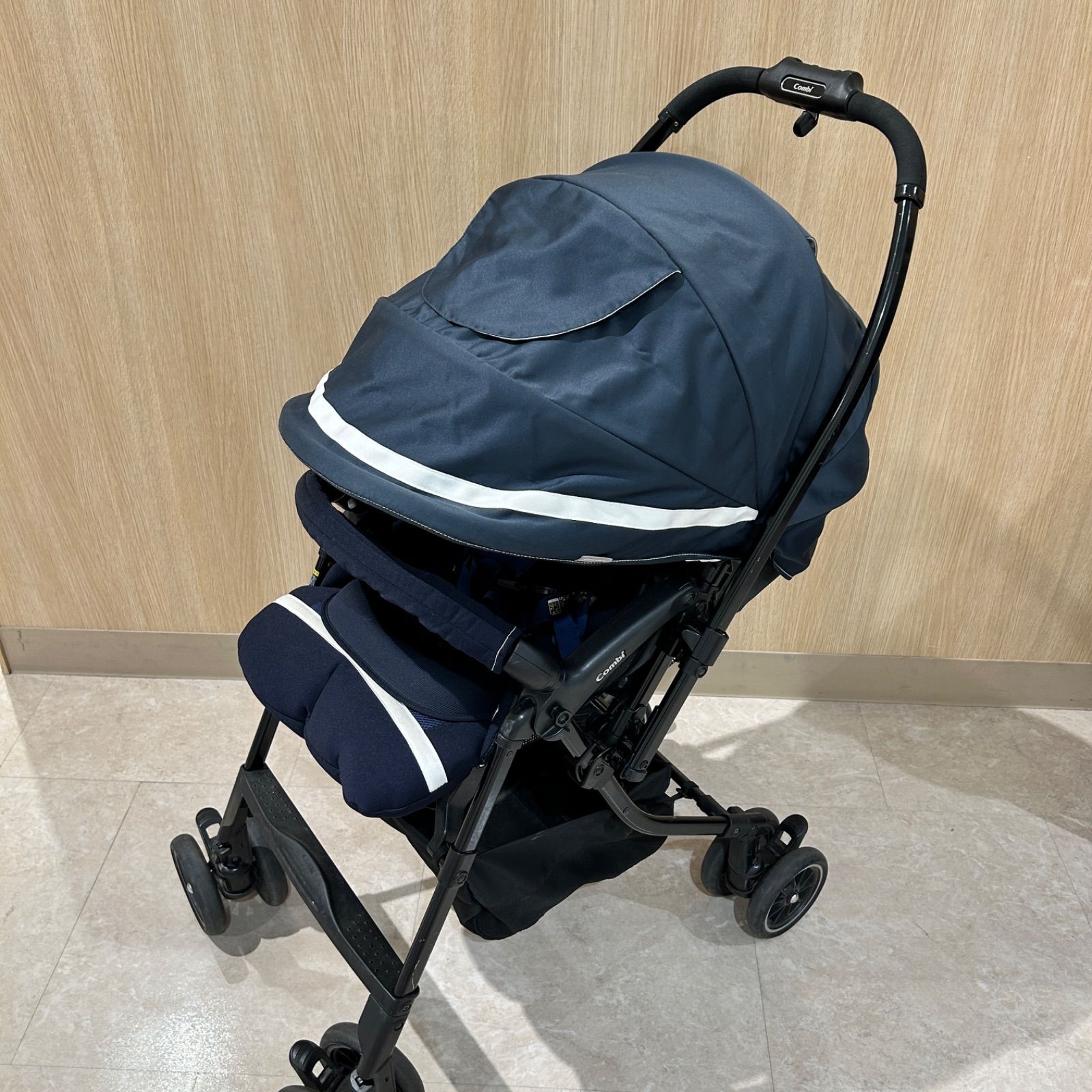 コンビ メチャカル ハンディオート4キャス エッグショックHF