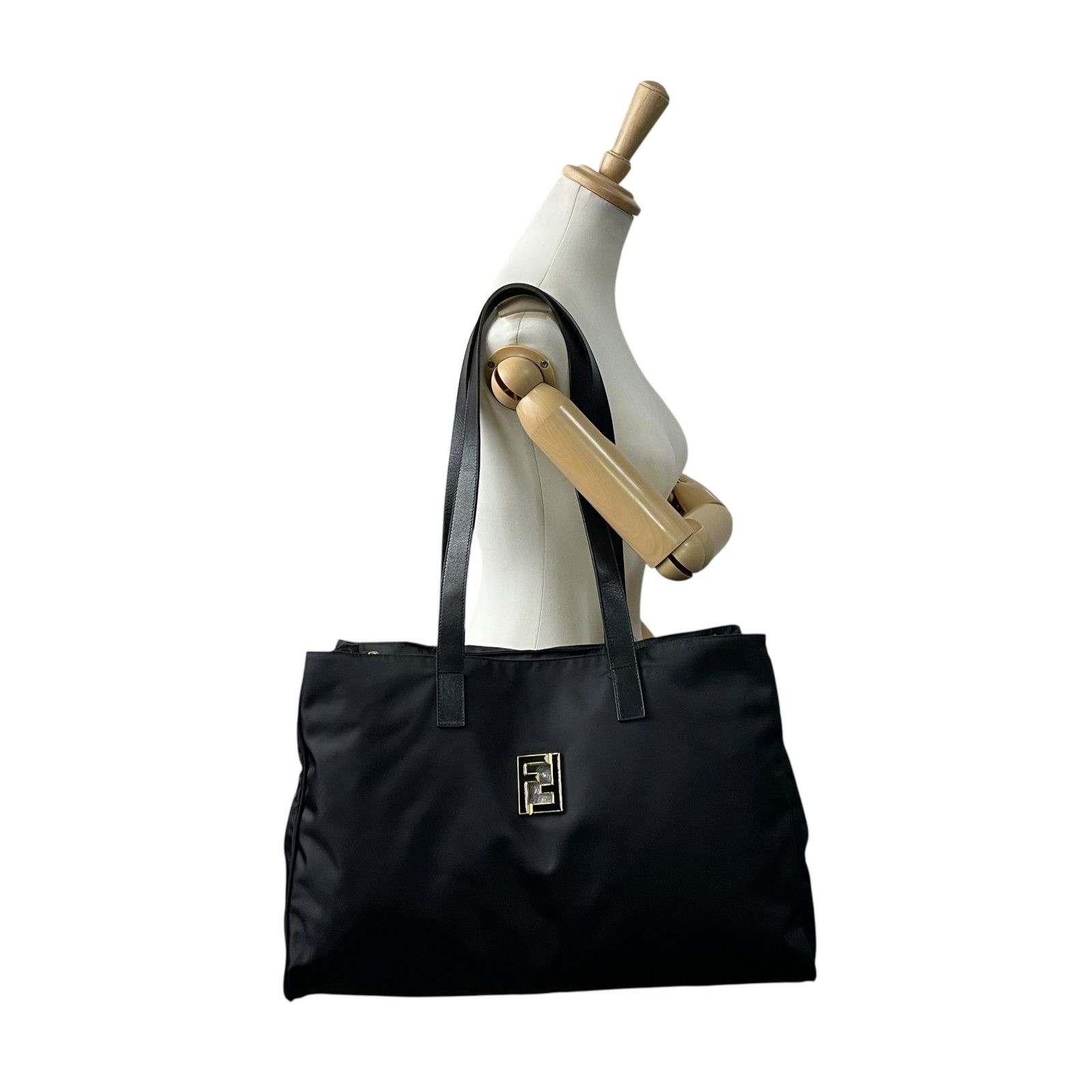美品 FENDI フェンディ トートバッグ ワンショルダー FFロゴ 黒