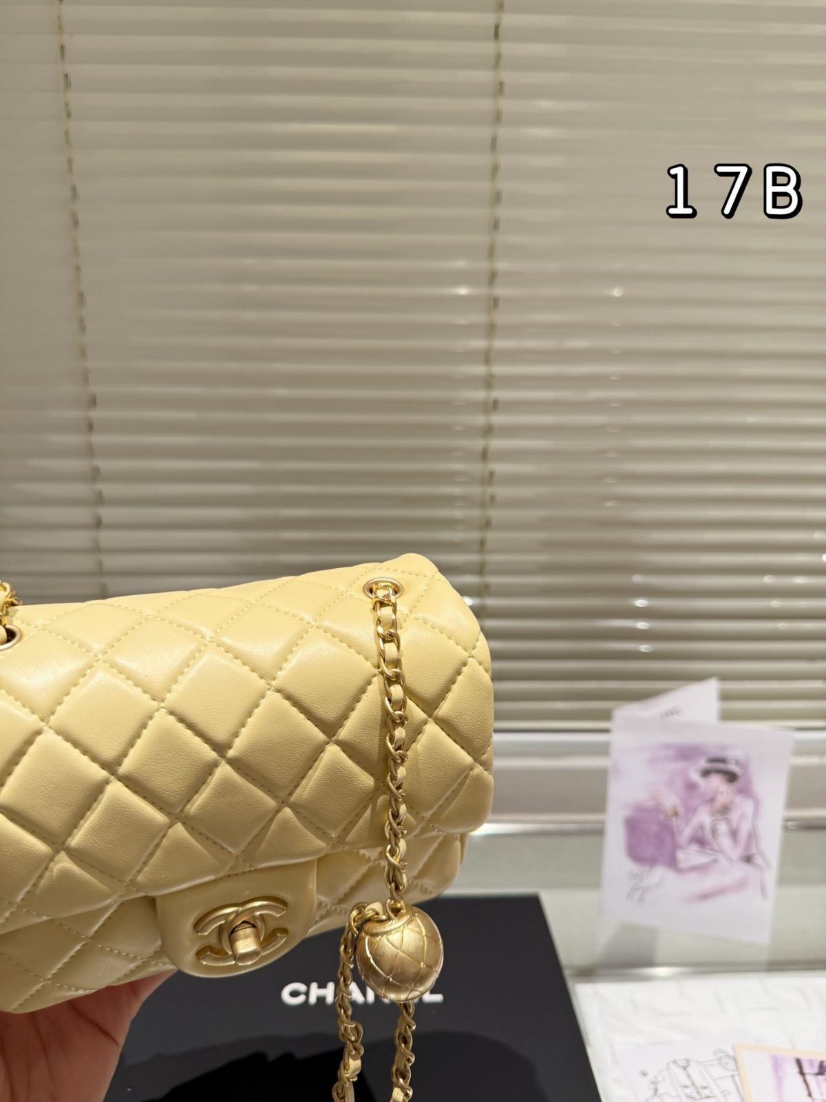 【可愛いサイズ感♪】シャネル ミニバニティ ゴールドココボール アウトレット ショップファッション - 【タイムセール】CHANEL