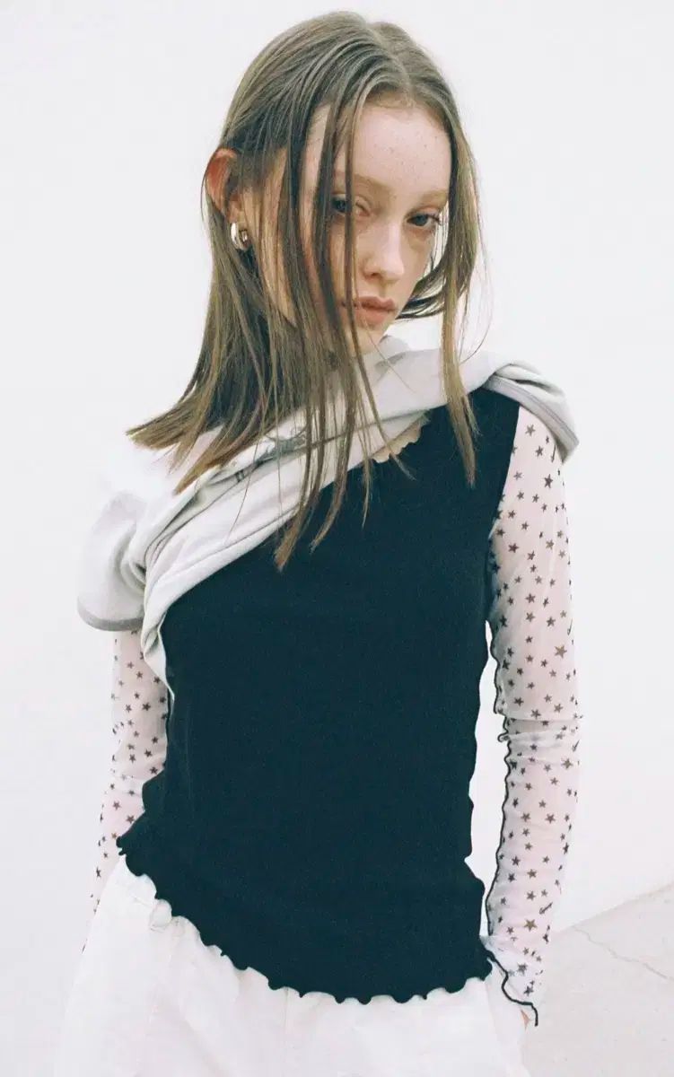 Gyeong star long sleeve top