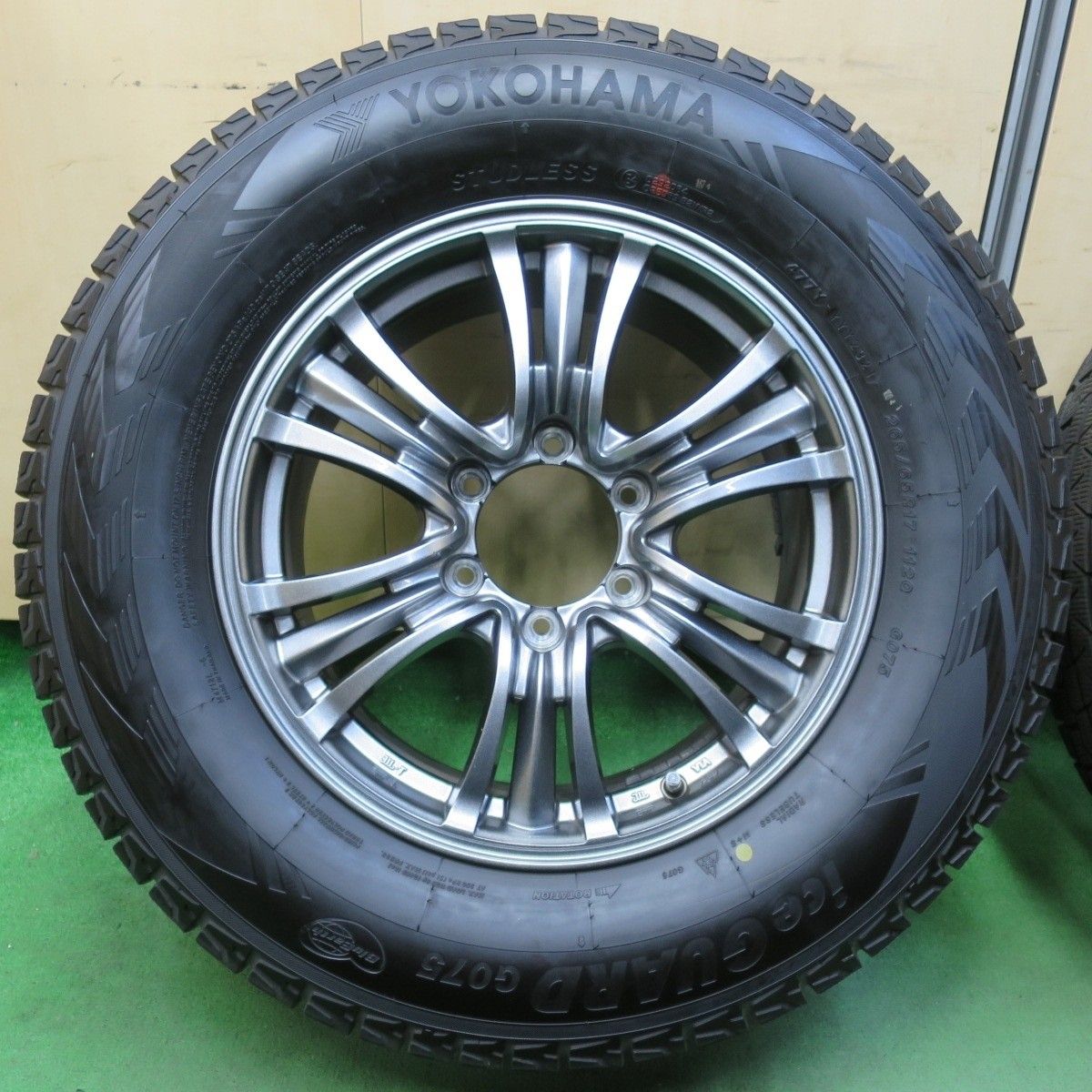 【美品！】225/65R17 スタッドレス【バリ溝】 バリ溝】トーヨー ウィンタートランパス TX 225/65R17 2本セット