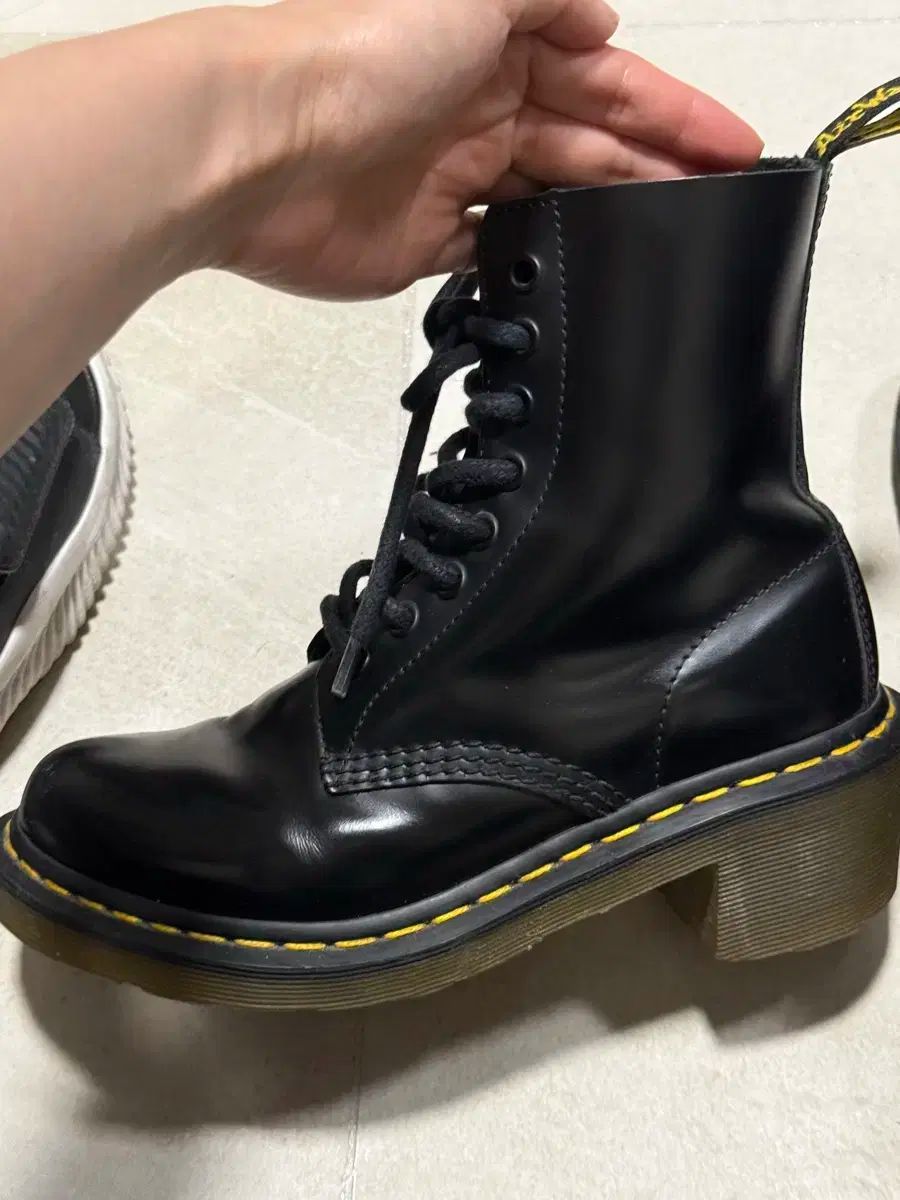 DR. MARTENS ドクターマーチン ウォーカーブーツ 恩赦 230 ハイヒール