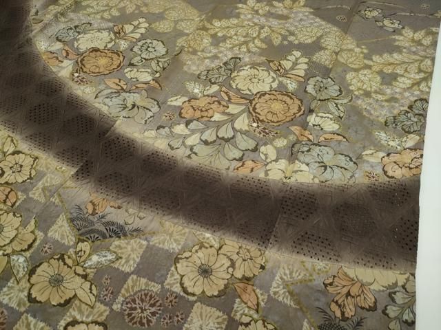 平和屋本店□極上 訪問着 紬地 辻が花 スワトウ刺繍 暈し染め 金彩