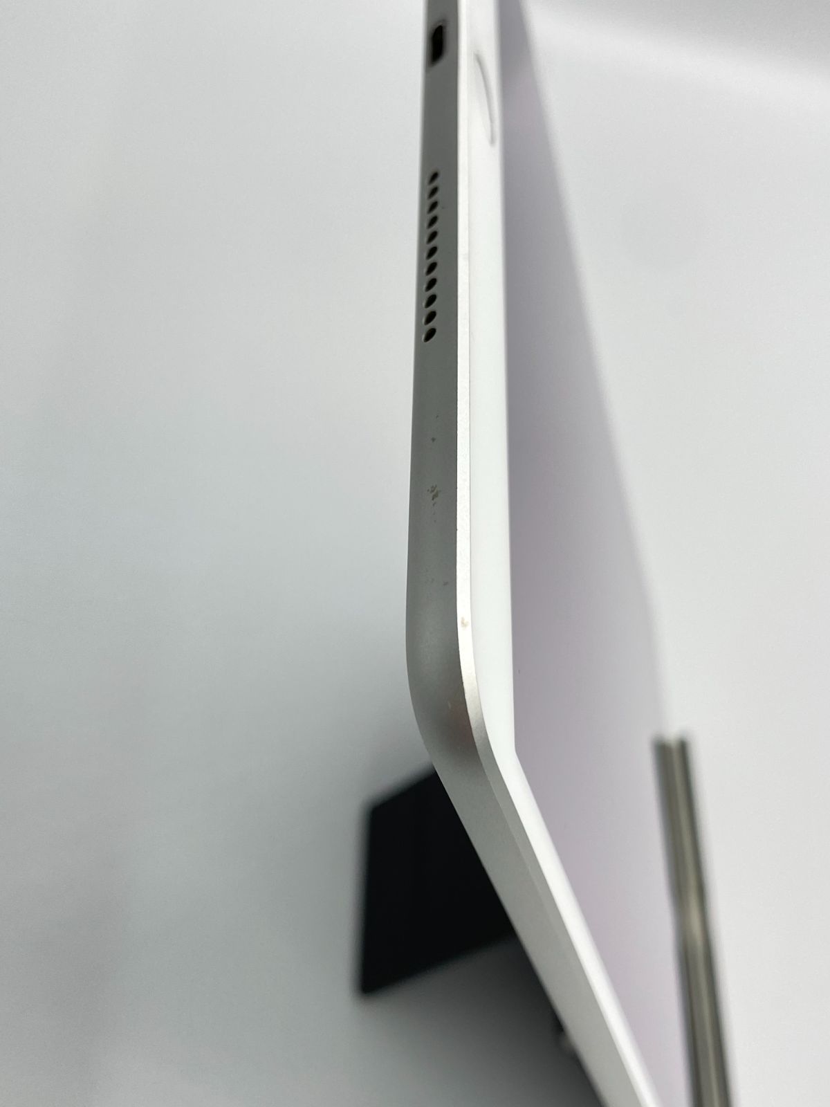 ジャンク品 ipad Air 第3世代 シルバー 64GB Wi-Fiモデル ジャンク品】iPadAir3 Wi-Fiモデル 64GB シルバー