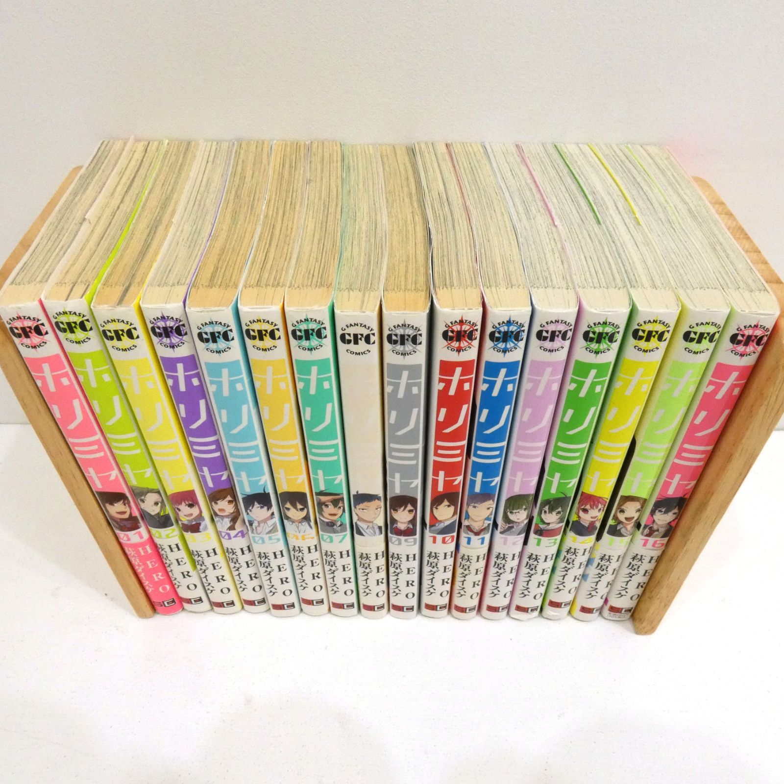 ホリミヤ16巻セット ホリミヤ全巻セット(16巻特装版＋特典冊子) Amazon.