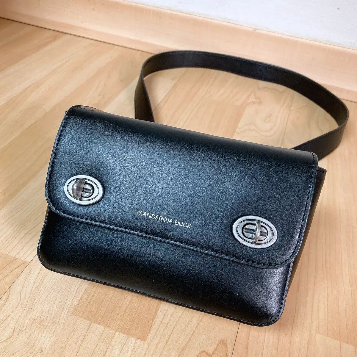 MANDARINA DUCK マンダリナダック カメラバッグ クロスバッグ