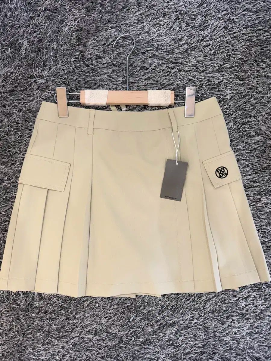 G FORE プリーツスカート ベージュ M