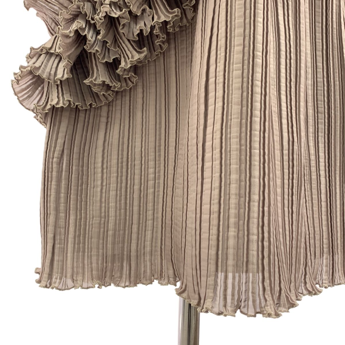 ボリューム スカート