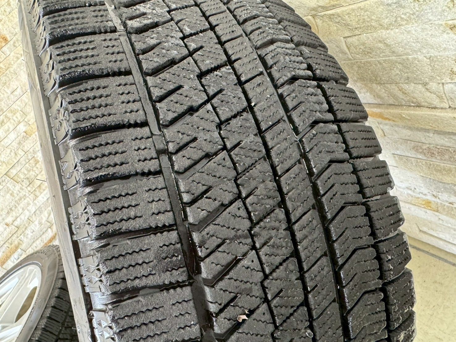 8.0J 4K8601025