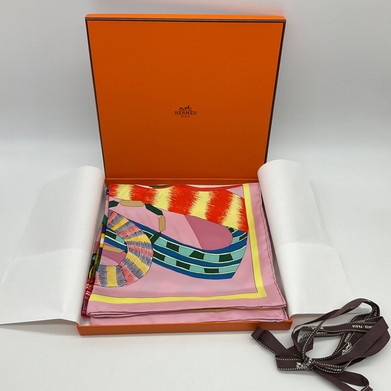 未使用品】HERMES エルメス スカーフ カレ90 空想の鞍 La Selle