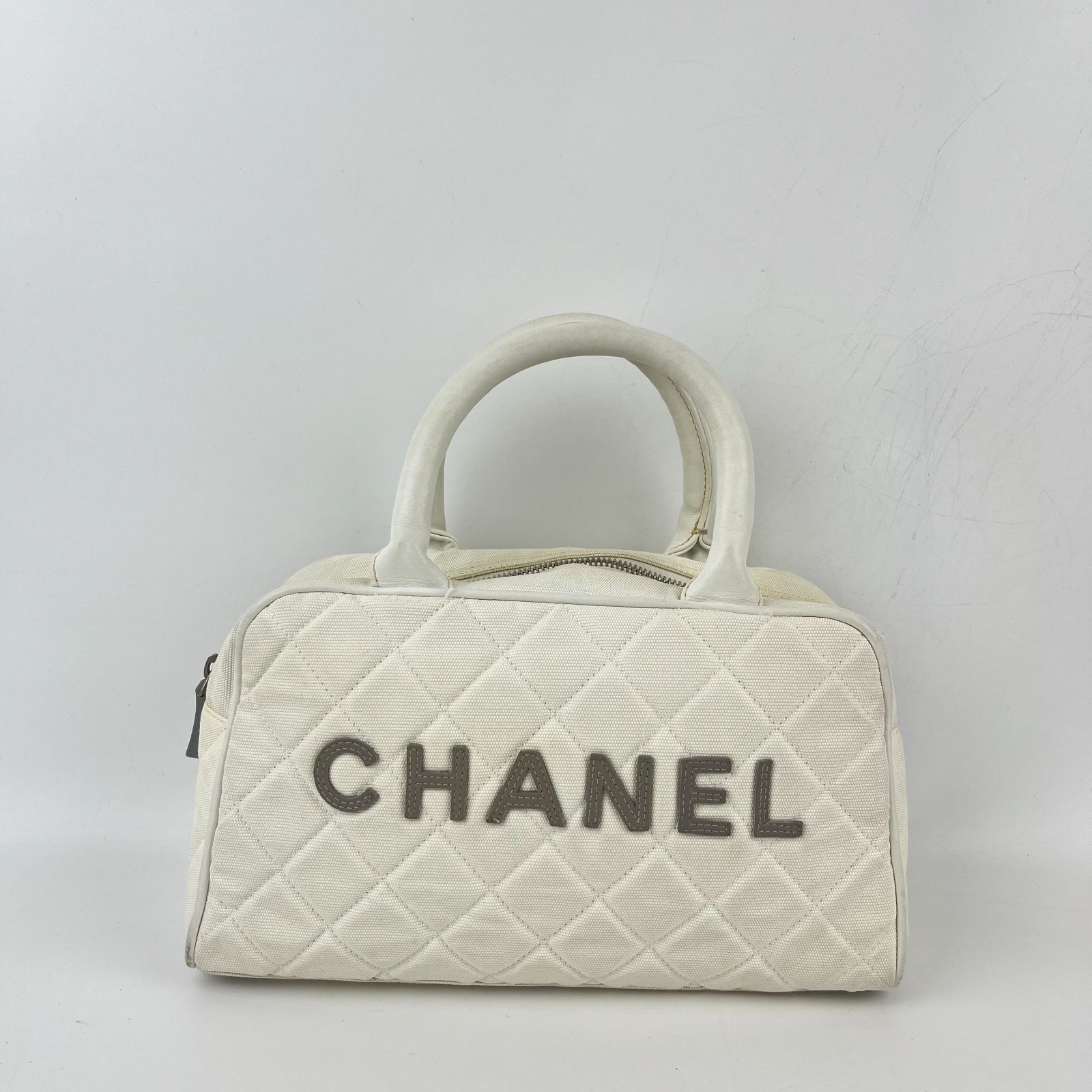 CHANEL シャネル ココマーク マトラッセ スポーツライン ボーリングバッグ ボストンバッグ ハンドバッグ ホワイト キャンバス 6番台 ヴィンテージ レディース HIBUOCHI VINTAGE