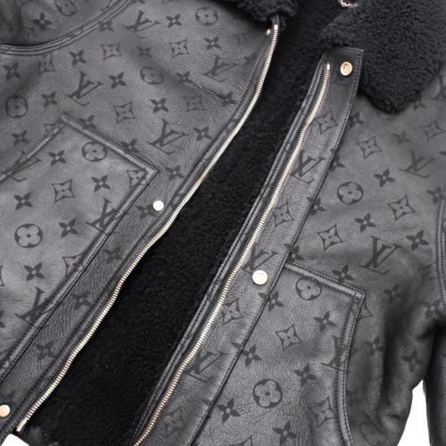 LOUIS VUITTON(ルイ・ヴィトン) モノグラム ムートンレザー