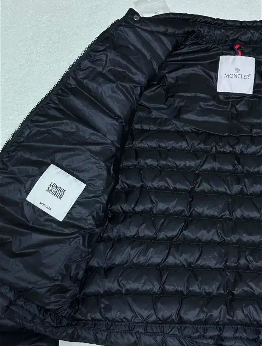 2 モンクレール