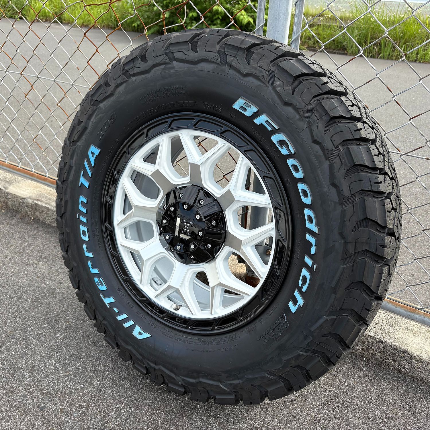 新品4本セット】JL JK ラングラー 17インチ レクセルホイール 