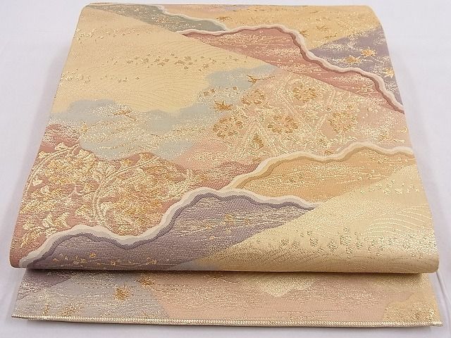 ys7151334; 曲線に平安人物・花々・和歌模様織出し袋帯【着】 力強く