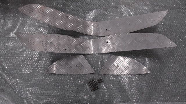 マグザム☆フレイムアルミステップボード☆前後左右セット☆デイトナ☆ファイヤーパターン Yahoo!オークション - マグザム 売り切り １円スタート 始動動画有 エ