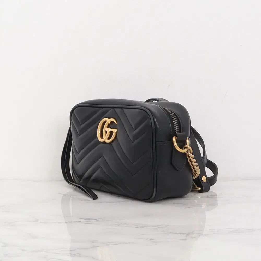 GUCCI グッチ