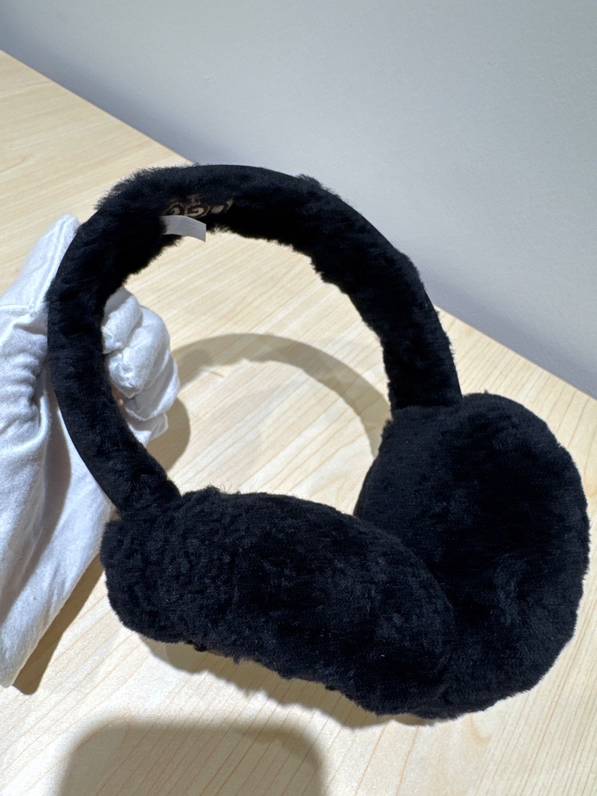 アグ UGG イヤーマフラー イヤーマフ 黒 ブラック アグ 耳あて メンズ