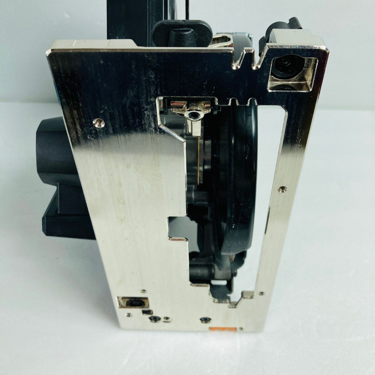 36|40v