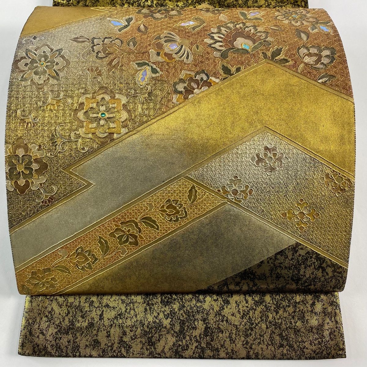 袋帯 草花 螺鈿 金彩 金色 お太鼓柄 正絹