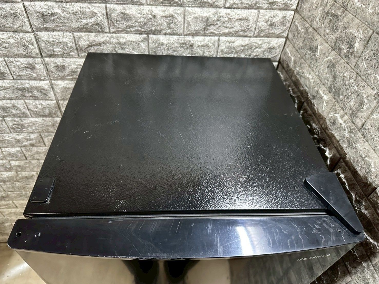 【高年式】大阪送料無料★3か月保障付★2023年★IRSD-14A-B★R-85 大阪送料無料☆3か月保障付き☆冷蔵庫☆アイリスオーヤマ☆2ドア☆2023