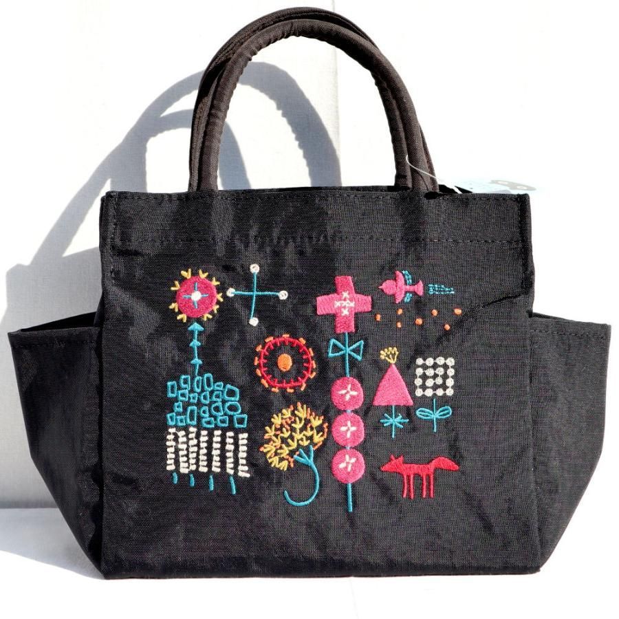 アツコマタノ 日本製 マタノアツコ Atsuko Matano 刺繍マチ付