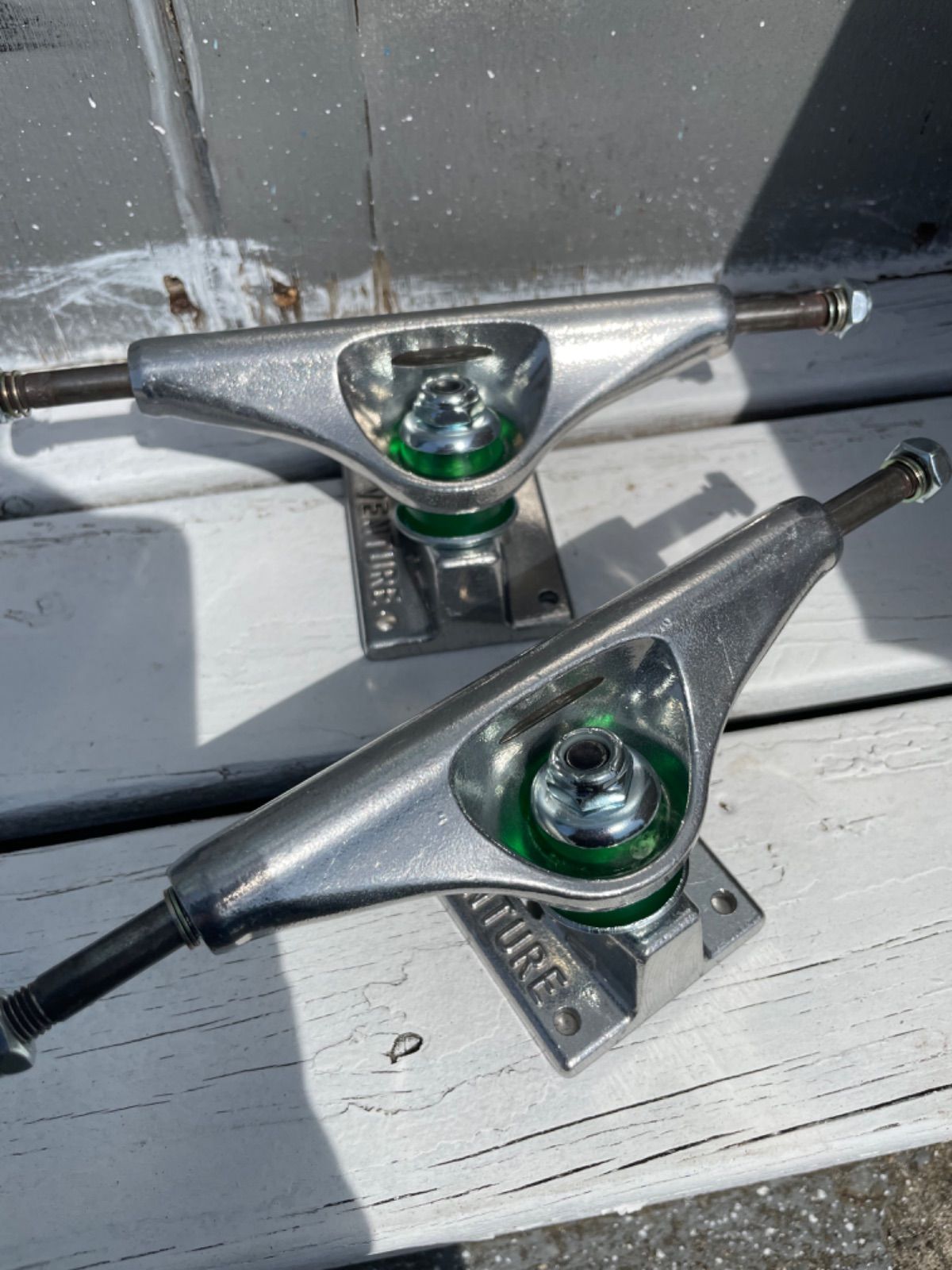 venture ベンチャー　スケートトラック　5.2HIスタンダード 楽天市場】【正規輸入品】 VENTURE TRUCKS (ベンチャー) ALL