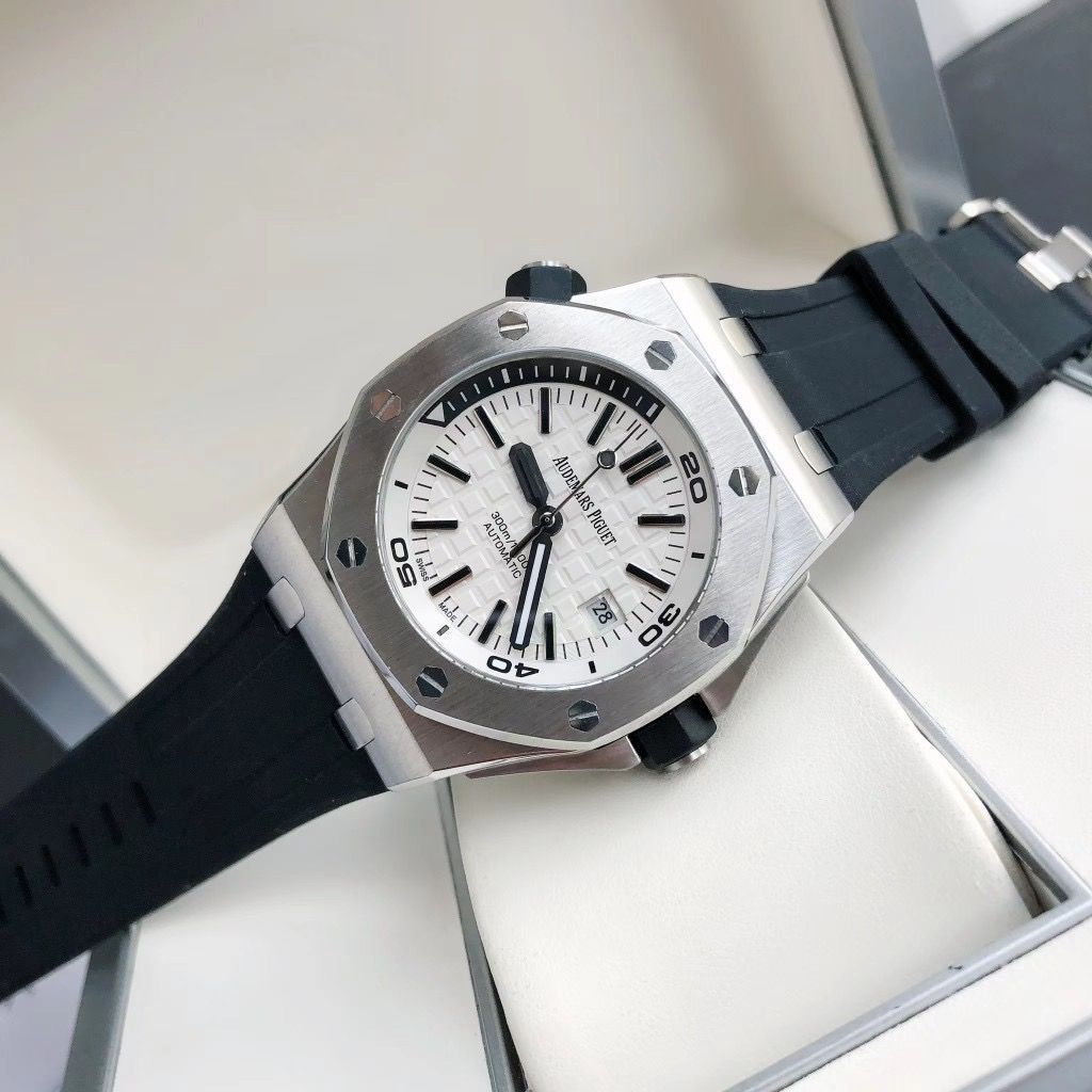 ご 大 です ですAUDEMARS PIGUET 男性用スポーツウオッチです 自動巻き｜ ｜ -