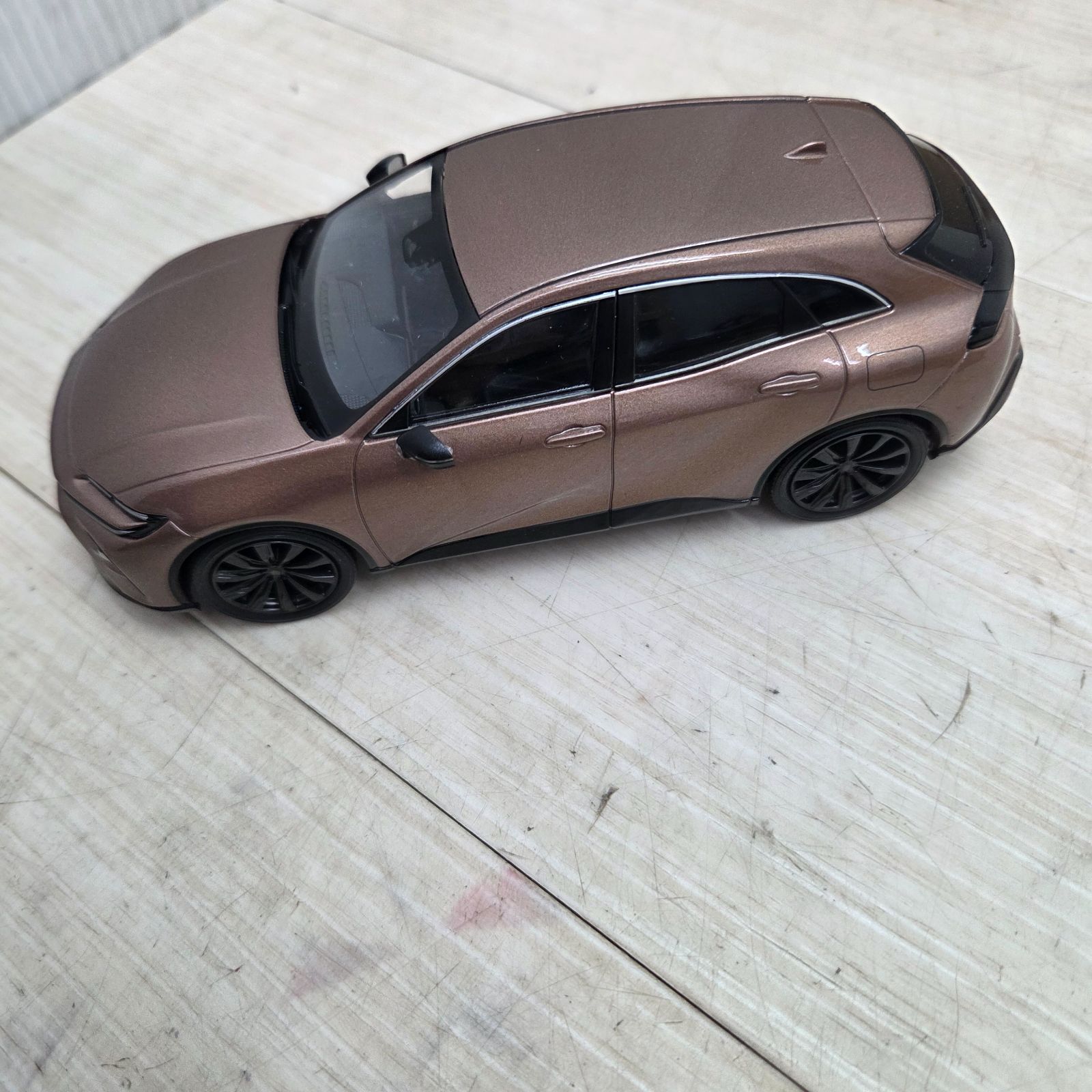 【値下げ中】トヨタ　CROWN　SPORT 1/30 ミニカー Amazon | 1/30 ミニカー 新型クラウンスポーツ PHEV カラー