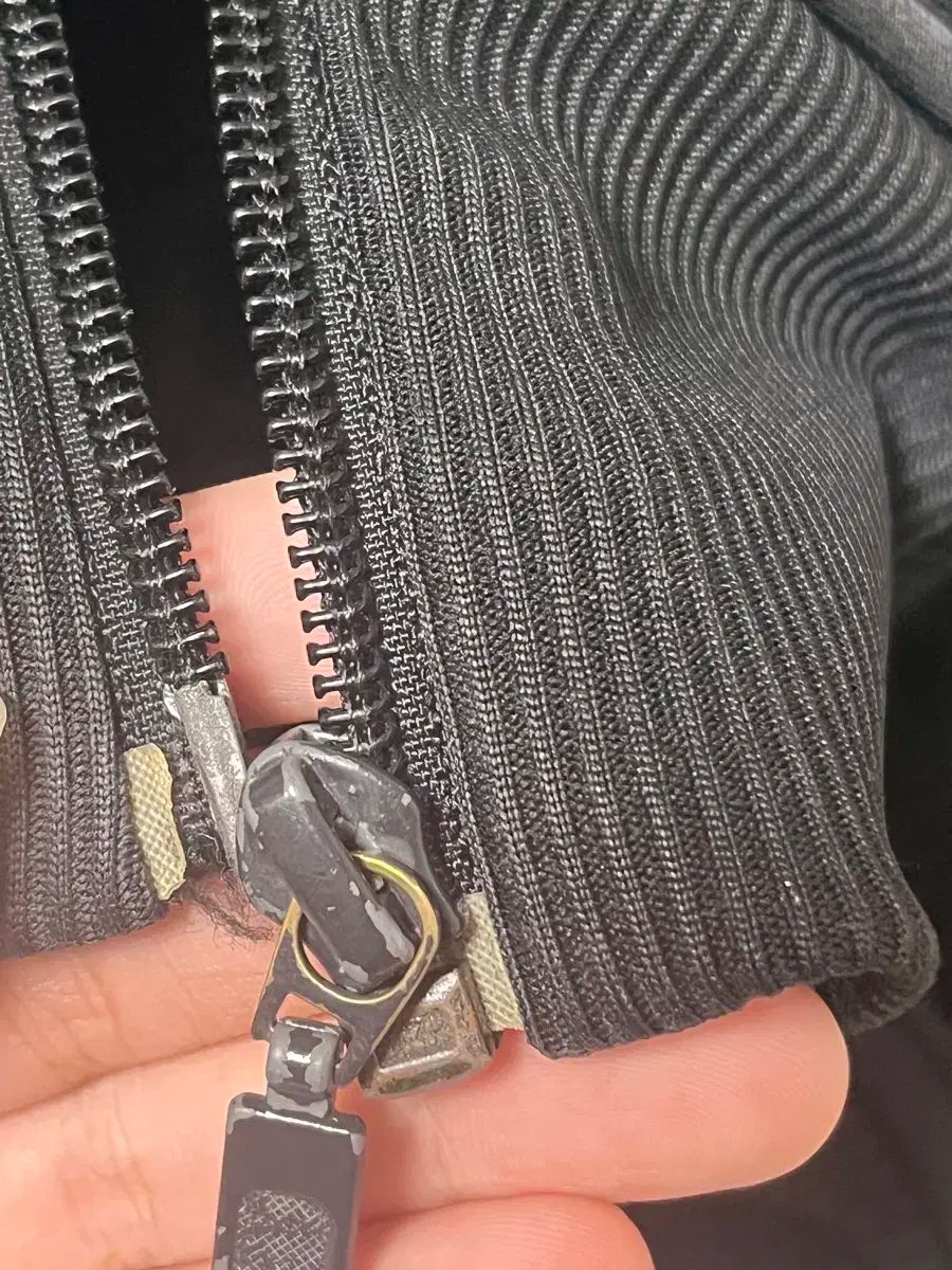 アディダスメタル m ファイヤーバード トラックトップス ジャージ 黒 黄色 MAAHADDERANG_COM