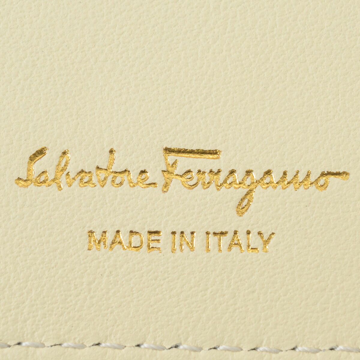 新品 フェラガモ FERRAGAMO 長財布 コンチネンタルウォレット マスカルポーネ 新品 フェラガモ FERRAGAMO 長財布 コンチネンタルウォレット
