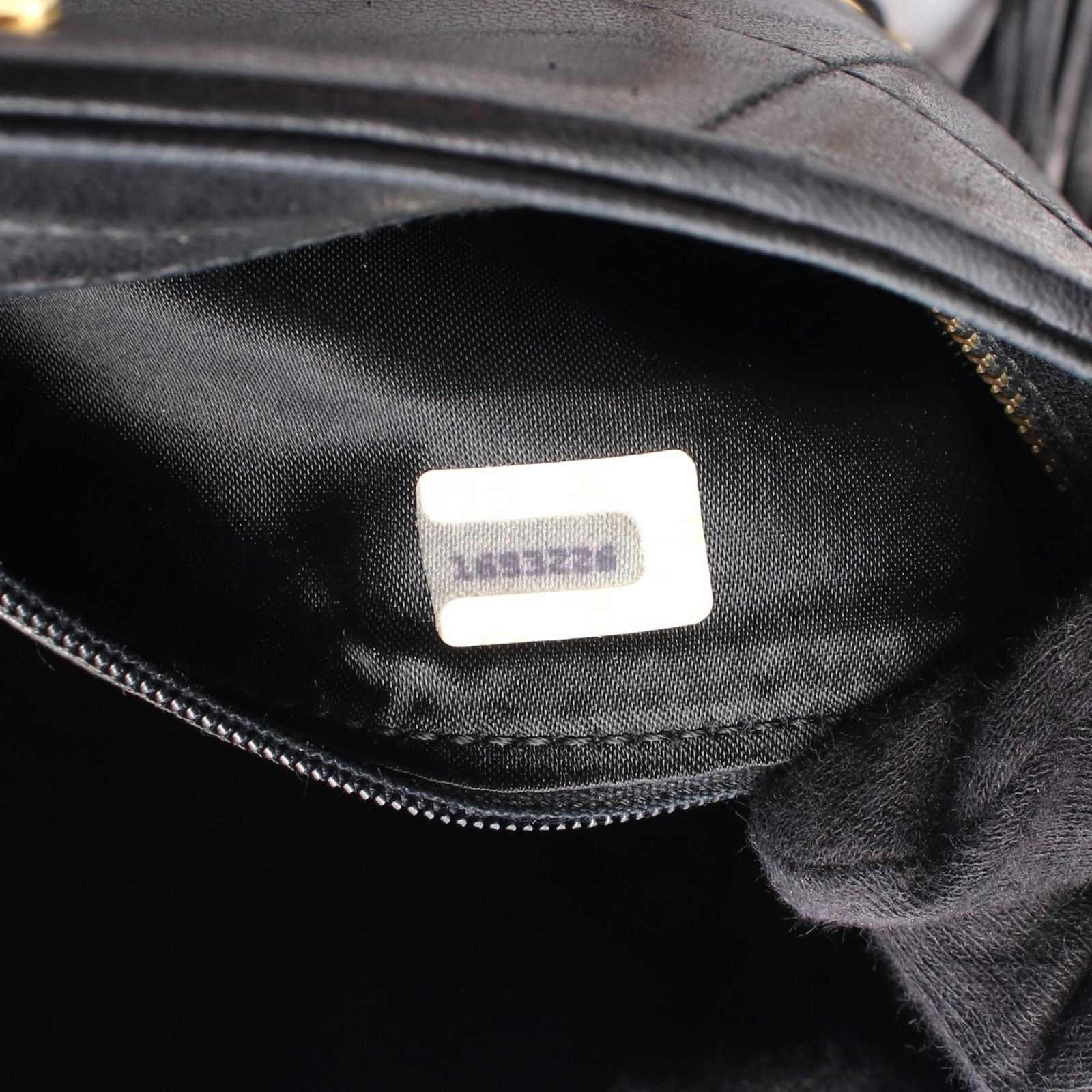 シャネル CHANEL ショルダーバッグ ココマーク ダイヤステッチ