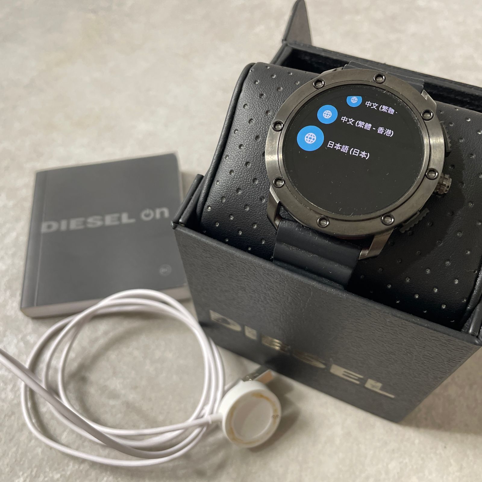 DIESEL スマートウォッチ タッチスクリーン 腕時計 ディーゼル - メルカリ