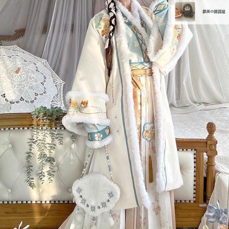 シルク生地 漢服 ドレス 中華伝統衣装 感漂う中国風撮影衣装 美しい刺繍