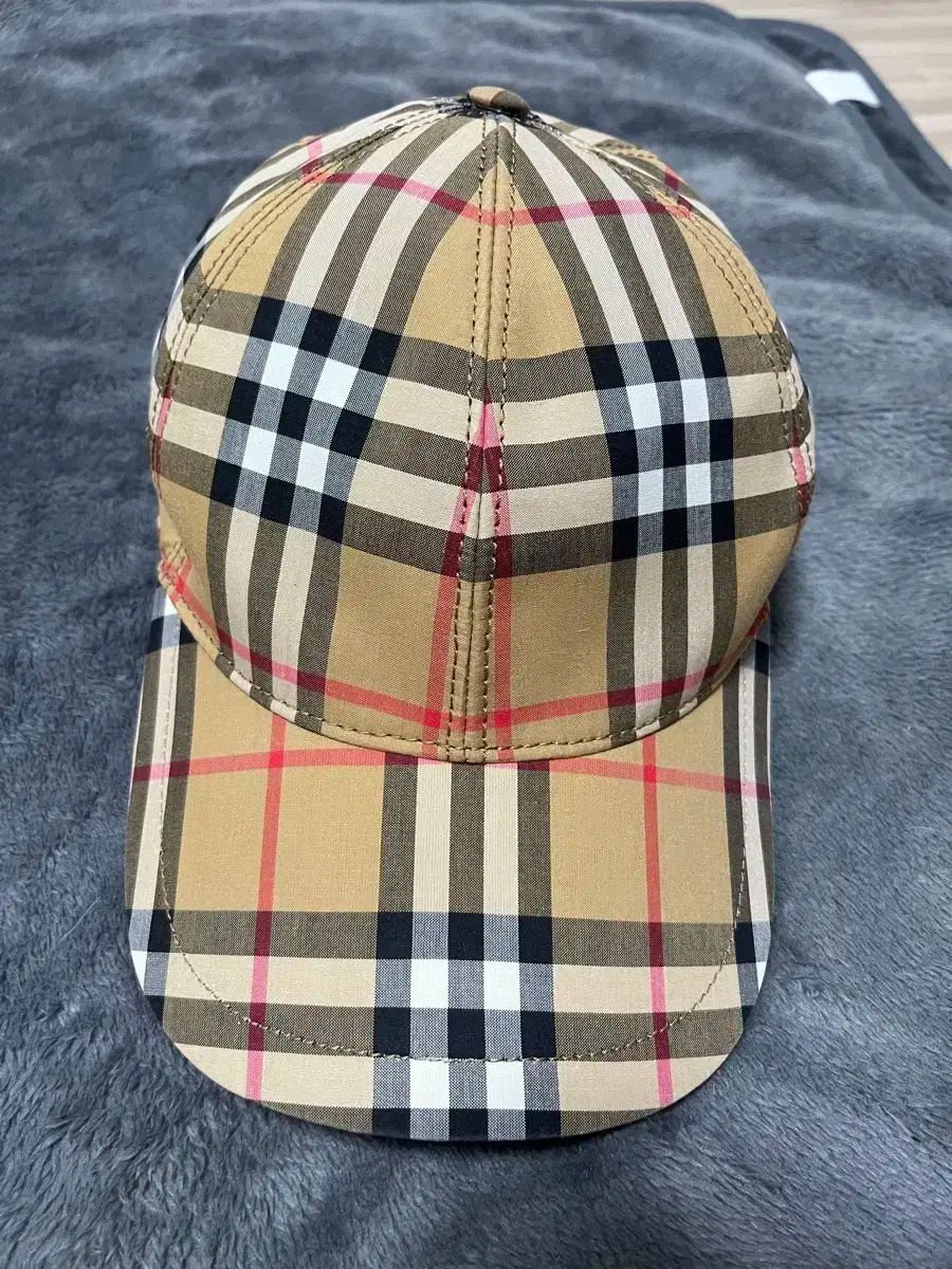 BURBERRY ヴィンテージチェック コットンベースボールキャップ 【公式