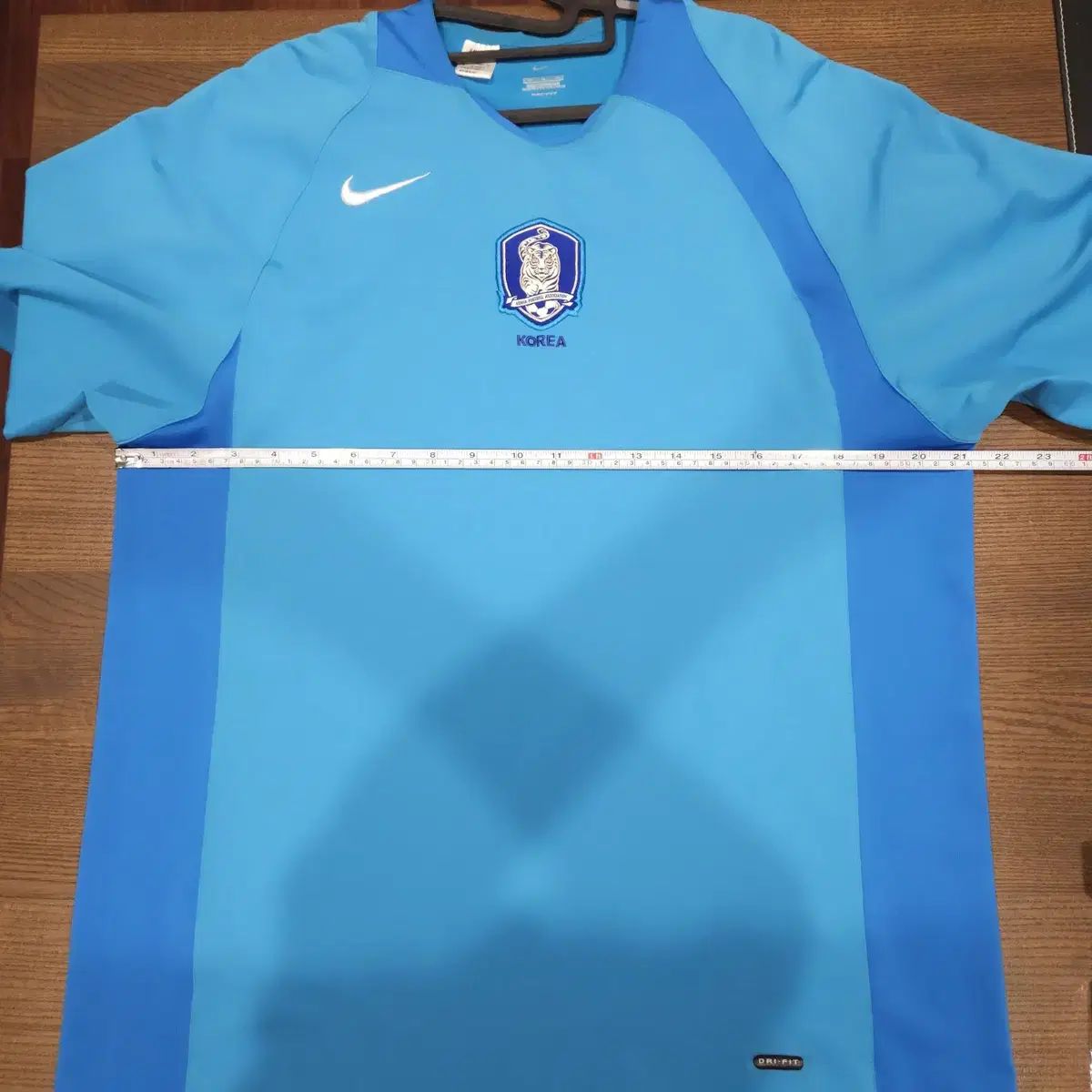 トレーニング アウェーブルー