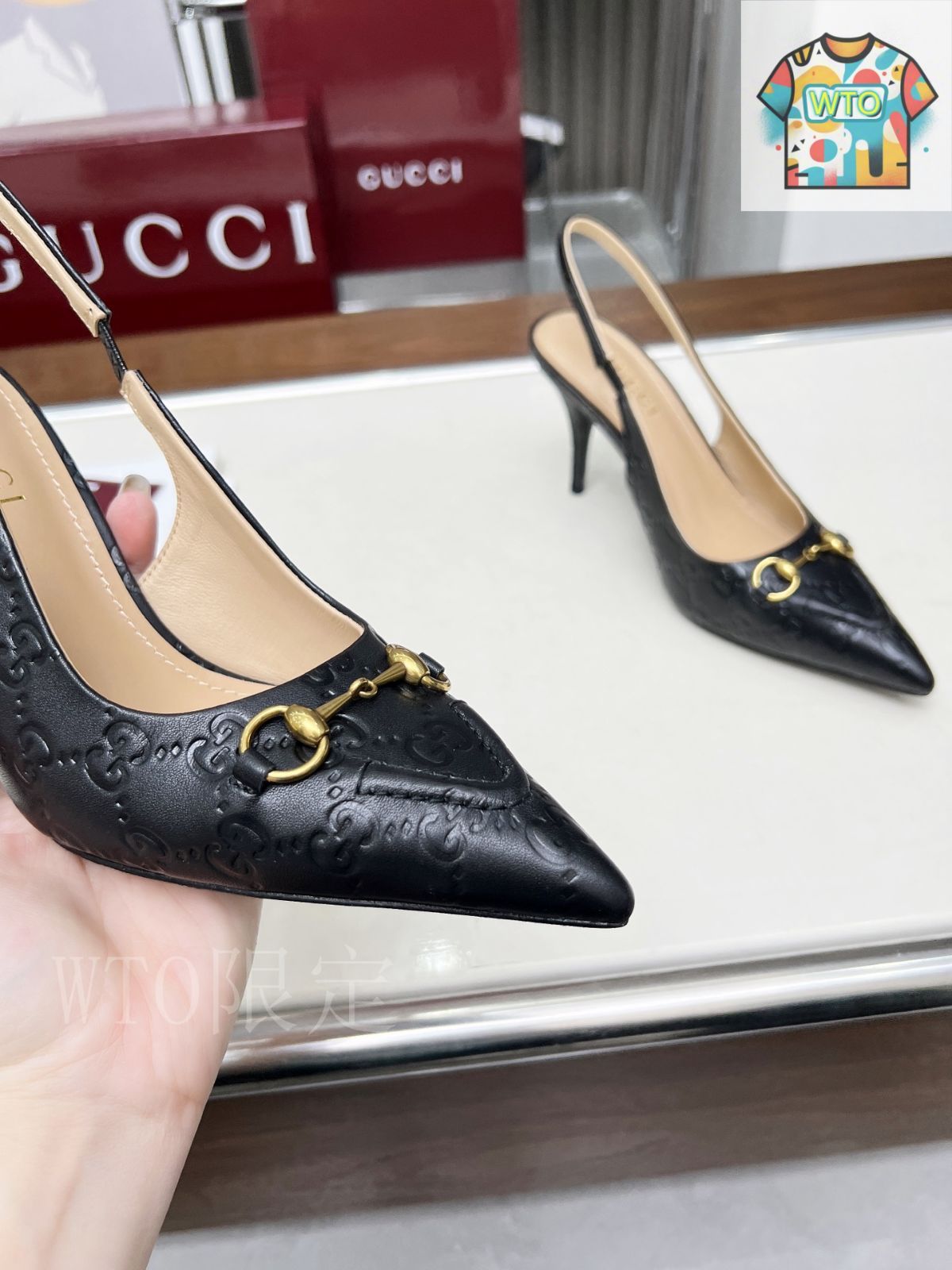 natsu♡ 特別値下げ‼︎ 【美品】GUCCI ヒール　シューズ Gucci 水鑽ハイヒールシューズ02-2 - メルカリ