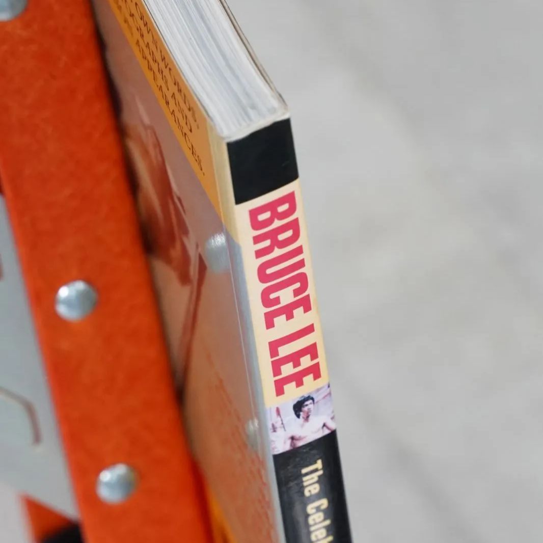 ブルース・リー 写真集 洋書 英語版 Bruce Lee: The Celebrated