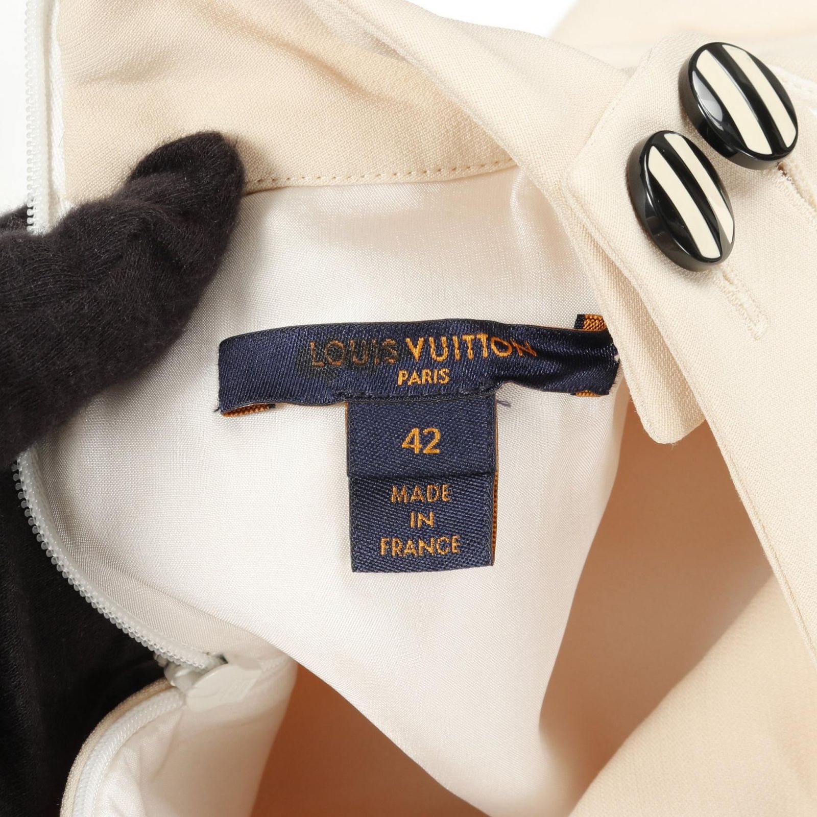 【美品】ルイヴィトン オフショル　ワンピース レーヨンシルク ボルドー louis-vuitton-silk-train-