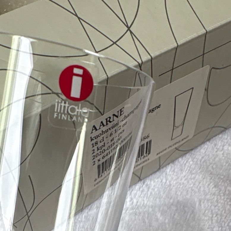 イッタラ アアルネ シャンパングラス